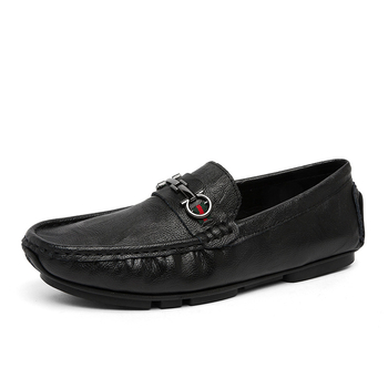 Pánske voľnočasové mokasíny s gumovou podrážkou, vrchnok z teľacej kože, okrúhla špička, plochá päta, retro štýl