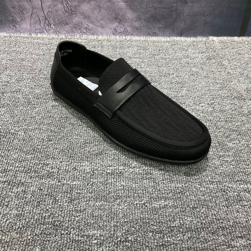 Loafers pentru bărbați cu partea superioară din plasă, închidere Slip-On, vârf rotund, talie joasă, talpă din cauciuc