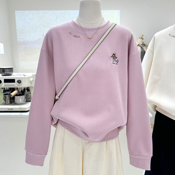 Hanorac/pull din fleece — broderie cu desene animate, țesătură chenille groasă, croială lejeră, guler rotund.