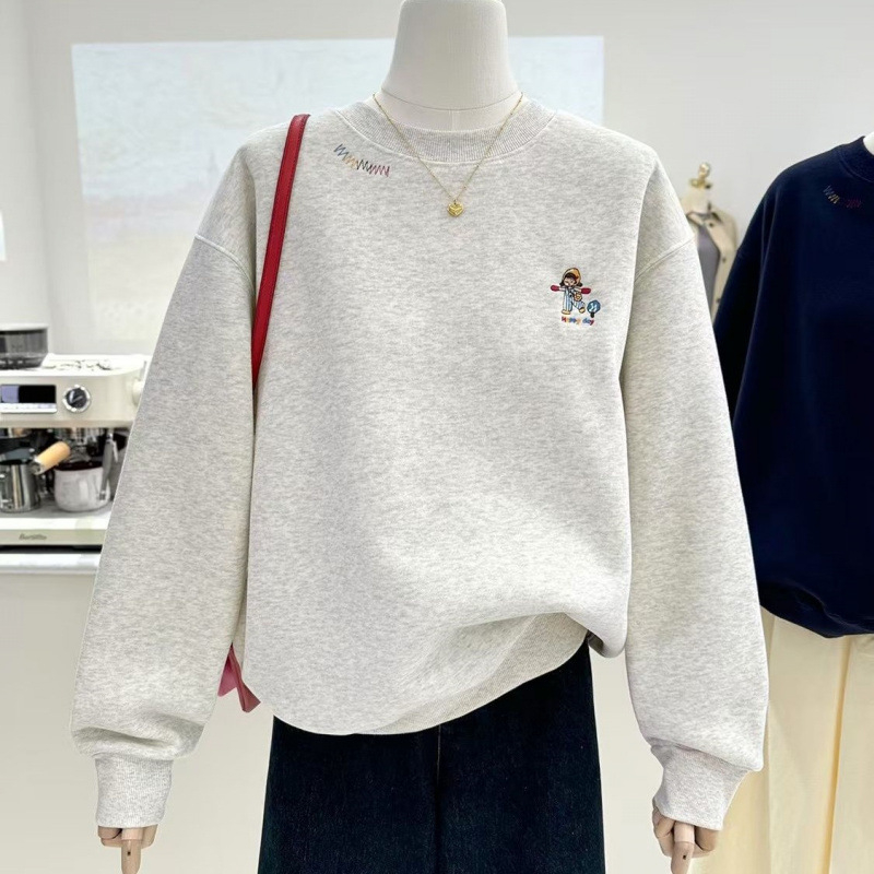 Hanorac/pull din fleece — broderie cu desene animate, țesătură chenille groasă, croială lejeră, guler rotund.