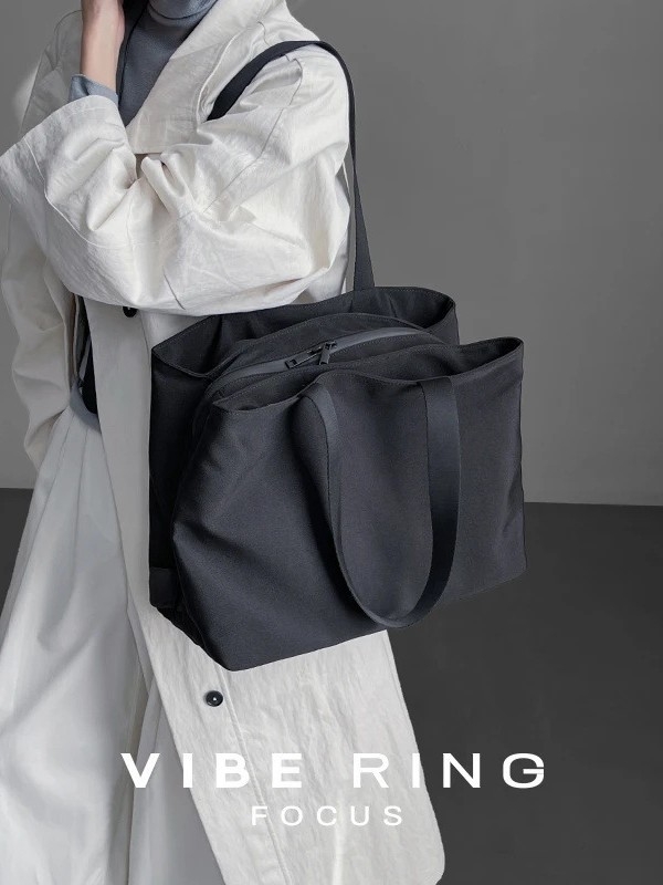 Geantă tote din nylon pentru femei – capacitate mare, multiple compartimente, închidere cu fermoar, buzunare interioare, căptușeală poliester-cotton, curele duble