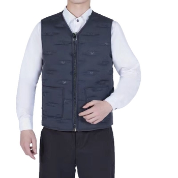Pánska bavlnená vesta, hrubšia, jesenný-zimný štýl, biznis formálny strih, úzka línia, vrecká s 3D nášivkami