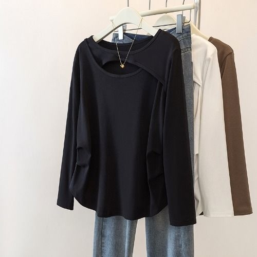 Oversize majica s okruglim izrezom, standardnim rukavima, viskozni materijal i vezenje