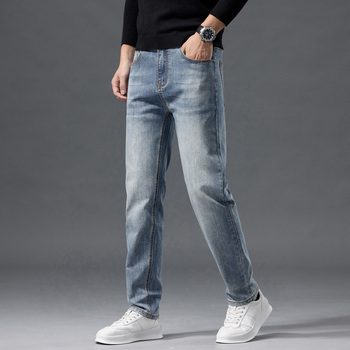 Džinsice – ravne nogavice, srednji obim struka, zip, pamuk-stretch denim