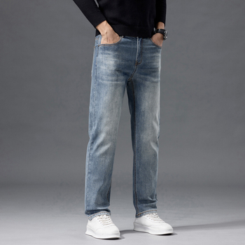 Džinsice – ravne nogavice, srednji obim struka, zip, pamuk-stretch denim