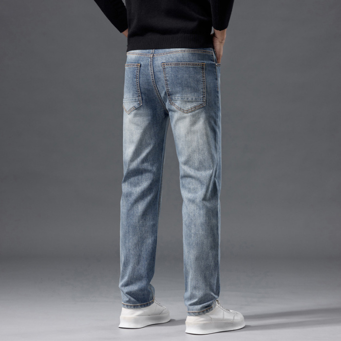 Džinsice – ravne nogavice, srednji obim struka, zip, pamuk-stretch denim