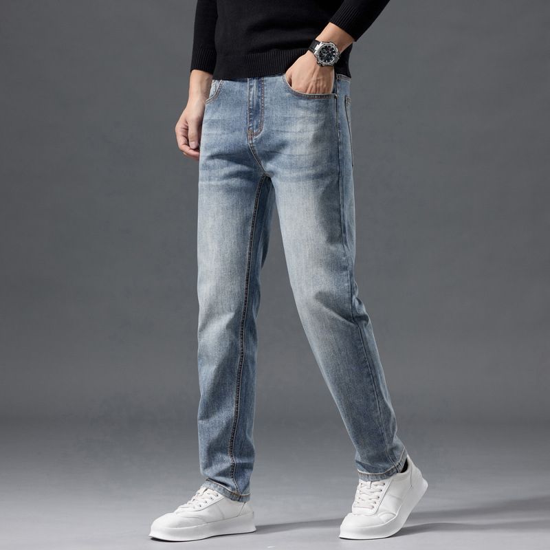 Džinsice – ravne nogavice, srednji obim struka, zip, pamuk-stretch denim