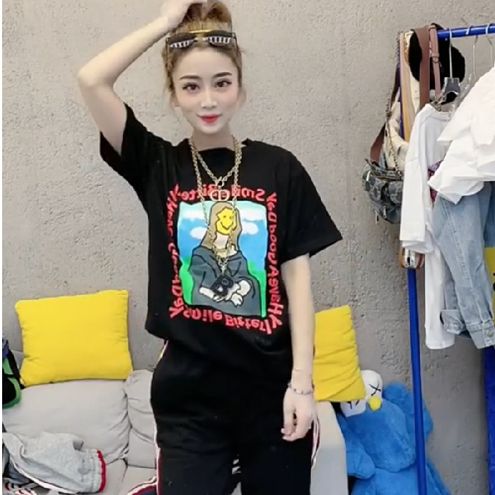 Pamukasta T-shirt majica s printom Mona Lisa, slobodan kroj, kratkih rukava, srednja duljina