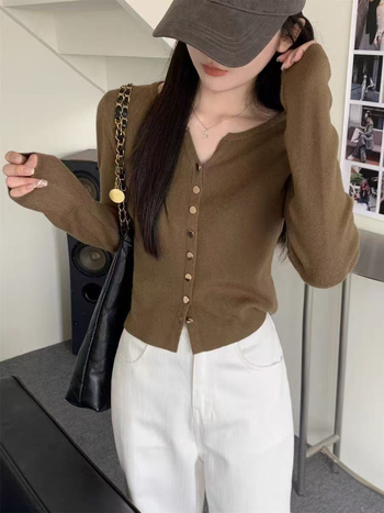 Dámsky pletený cardigan z polyesteru s výstrihom do V, dlhé rukávy, štíhly strih, gombíky