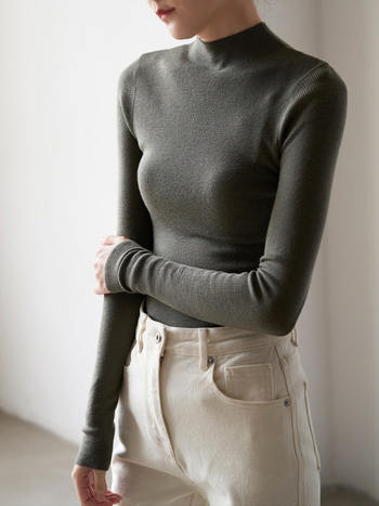 Pulover tricotat din lână 95%+, croială Slim, mâneci lungi, culoare solidă, lungime normală