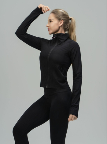 Moteriška žygių striukė su UV50 apsauga, atspari vandeniui ir vėjui, su nuimama gobtuvu, tamprus audinys