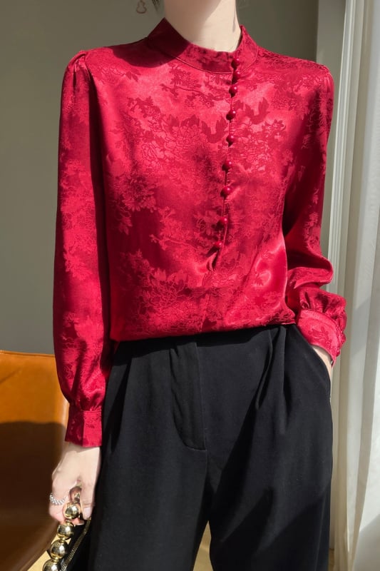 Σατινενέινο πουκάμισο με μακρύ μανίκι και V-λαιμό, σχέδιο φυτά και λουλούδια, κομψή χαλαρή γραμμή; Ύφασμα: σατέν; 80-90% πολυεστέρας; αναγεννημένη κυτταρίνη <30%