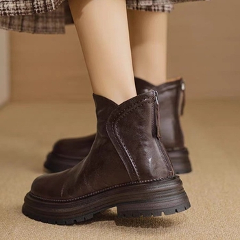 Botosei Martin pentru femei, exterior microfibră, gambă joasă, toc mediu 3–5 cm, fermoar dorsal, căptușeală pluș