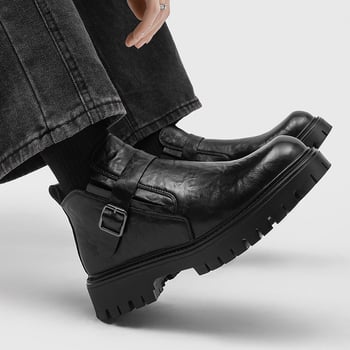 Pánske Martens topánky – kožený zvršok, stredná výška topánok, gumová podrážka, guľatý nos, priedušné