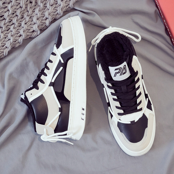 Martin topánky – vysoké zimné čižmy s teplou umelej kožušiny podšívkou, predné šnurovanie, PU vamp, gumová podrážka (Muži, PU vamp, Gumená podrážka)