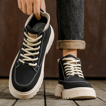 Pánske Chelsea topánky s PU hornou, gumová podrážka, guľatá špička, stredná výška lýtka, šnúrky, priedušná sieťovaná podšívka a EVA stielka, jesenný štýl