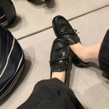 Loafers dama din microfibră, vârf rotund, toc mic, fără șireturi, fundă în formă de fluture