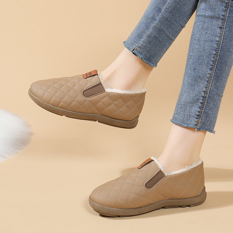 Női téli Slip-On cipő PU felső rész, pamut bélés, kerek orr, alacsony sarok 1–3 cm, PVC talp