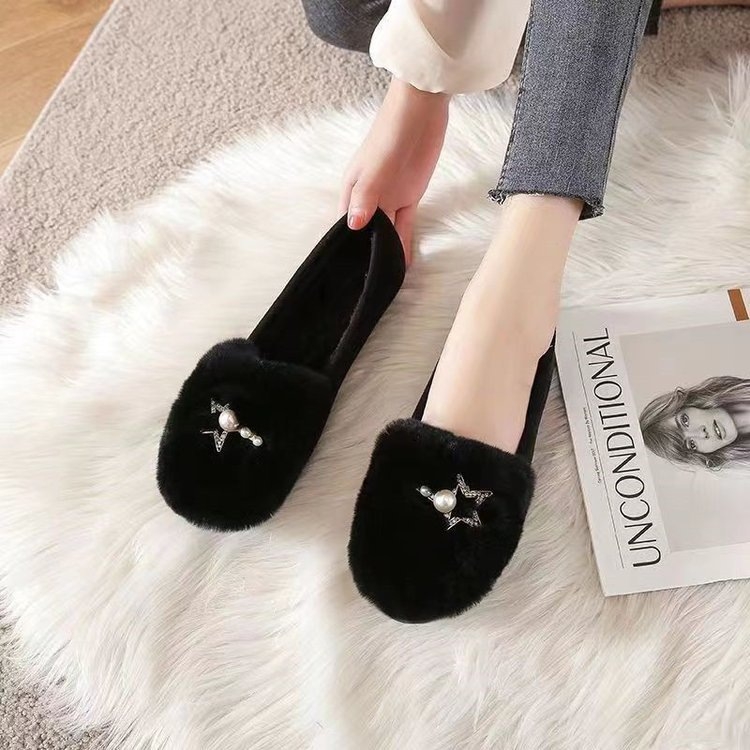 Γυναικείοι χειμερινοί slip-on loafers με επάνω μέρος από σουέντ, εσωτερική επένδυση από τεχνητή γούνα, σόλα από καουτσούκ, χαμηλό ύψος φτέρνας (1–3 εκ.)