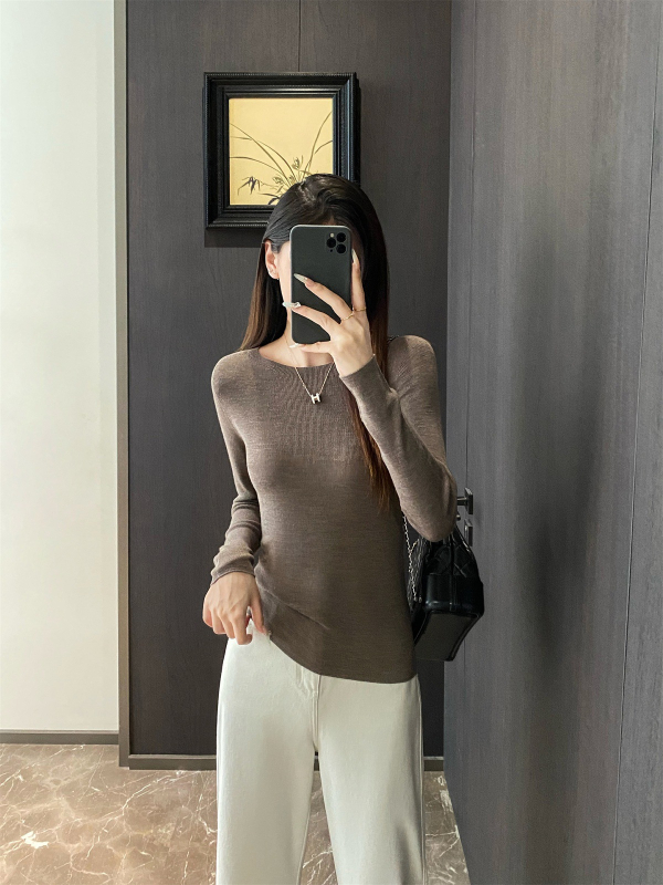 Pleteni džemper s dugim rukavima, Slim-Fit, japansko-korejski casual stil, jesen 2025