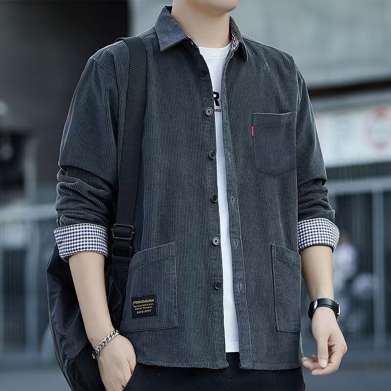 Muška corduroy košulja – širok kroj, fleece podstava, dugi rukavi, ovratnik turn-down, casual stil