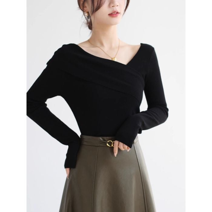 Pleteni džemper Slim-Fit s kosim ovratnikom, blok uzorak, Core-Spun vlakna