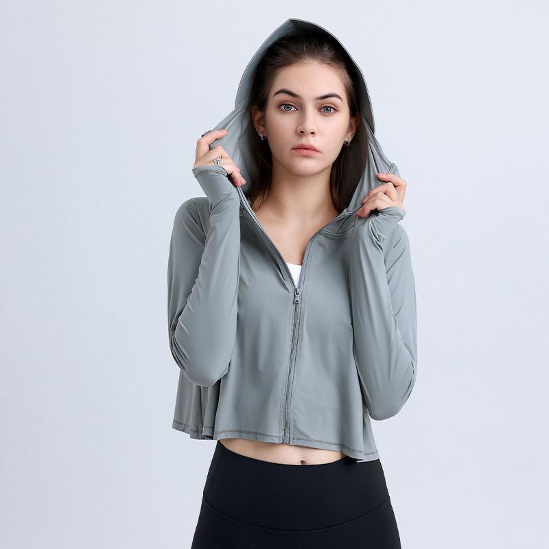 Išorinė vėjo striukė su gobtuvu dviračių sportui, nailono audinys, UPF50+, lengva, vienos spalvos raštas