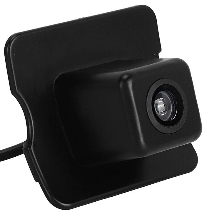 Zadná kamera pre spätné videnie, model JF-013, 12V, uhol zobrazenia 170°, rozlíšenie 520TVL, dvojcestný vstup videa