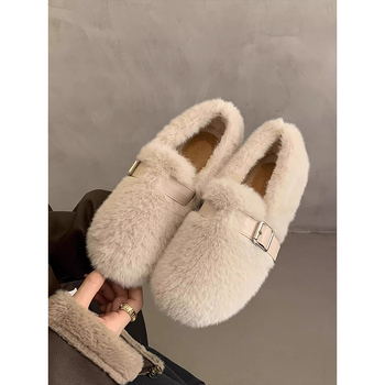 Női Mary Jane cipő műszőrmével - Slip-on csattal, felsőrész műszőrméből, gumitalp, alacsony sarka 1-3 cm