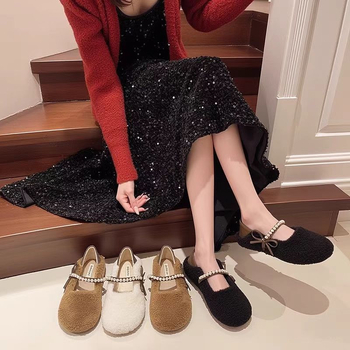 Pantofi pentru femei Bean Shoes din lână de oaie, căptușeală PU, vârf rotund, toc mic 1–3 cm, închidere cu o cataramă, talpă din cauciuc