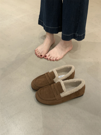 Γυναικείοι ρετρό βαμβακεροί loafers με επένδυση από συνθετικό κοντό βελούδινο, στρογγυλή μύτη, μεσαίο άνοιγμα, χειμερινό μοντέλο