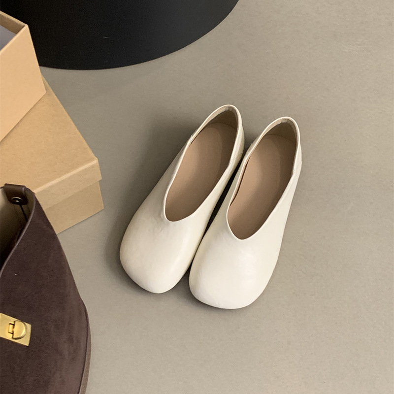 Női slip-on lapos cipő, kerek orr, mikro-szálas felsőrész, gumitalp, alacsony sarok 1-3 cm, koreai retro stílus