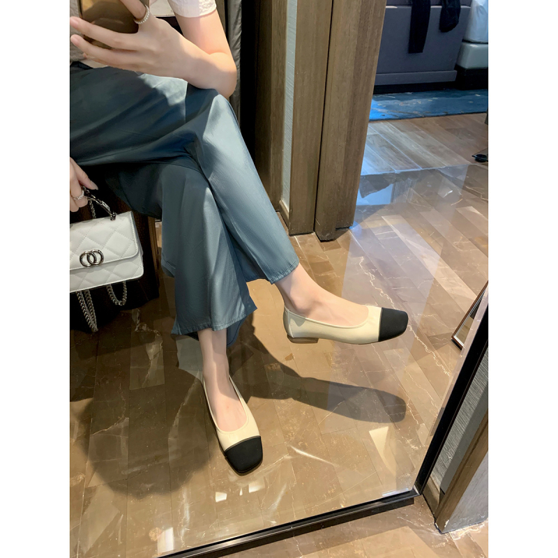 Loafers fără șiret pentru femei, vârf pătrat, talpă plată mică (1–3 cm), partea superioară din Super Fiber, branț din Microfiber Leather, talpă din cauciuc