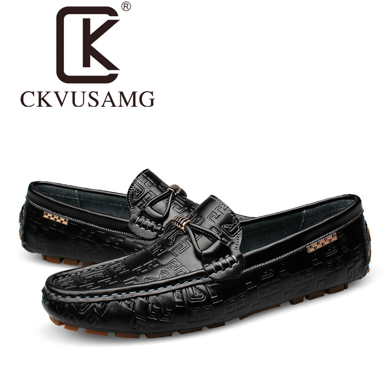 Pánske kožené loafers — casual, okrúhla špička, nízky podpätok 1–3 cm, gumová podrážka, podšívka z bravčovej kože