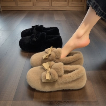 Γυναικεία βελούρινα λοφέρ με Slip-On – στρογγυλή μύτη, χαμηλό ύψος, καουτσούκ σόλα, επένδυση από συνθετικό βελούρο