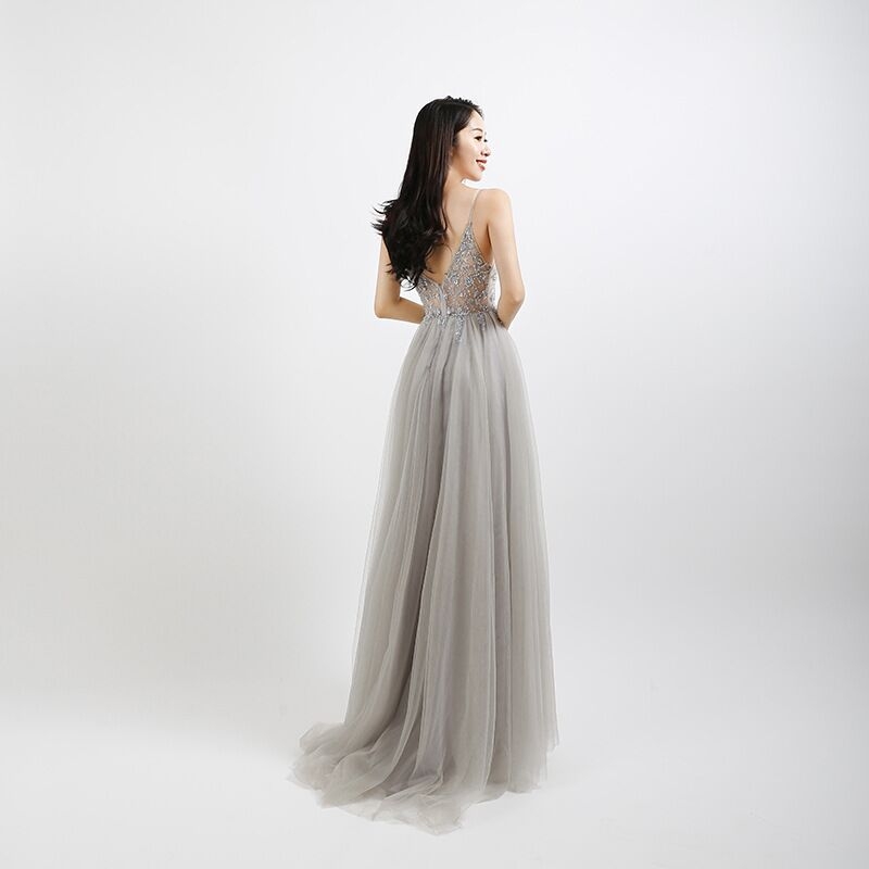 Елегантна вечерна рокля с мъниста и кристали, А‑линия, презрамки тип спагети, без ръкави, висока талия, дълга рокля