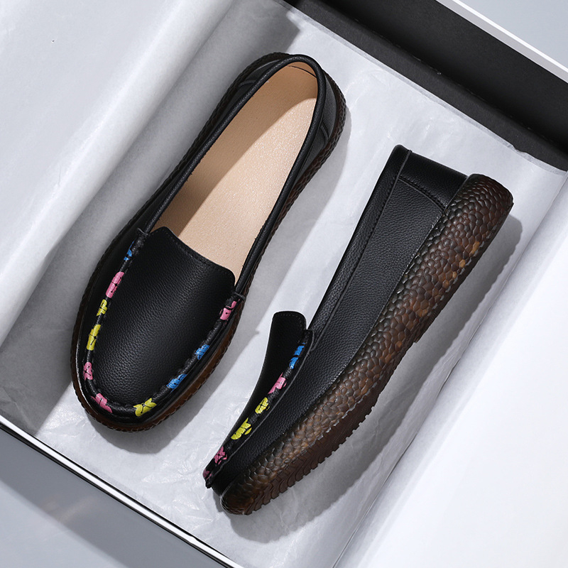 Loafers dama cu imprimeu floral – vârf rotund, partea superioară din piele de vițel în două straturi, toc mic 1–3 cm, talpă PVC