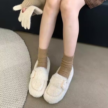 Dámske chlpaté slip-on topánky – velúr vrchná časť, umele kožušiny podšívka, EVA vložka, gumová podrážka, nízky podpätok 1–3 cm