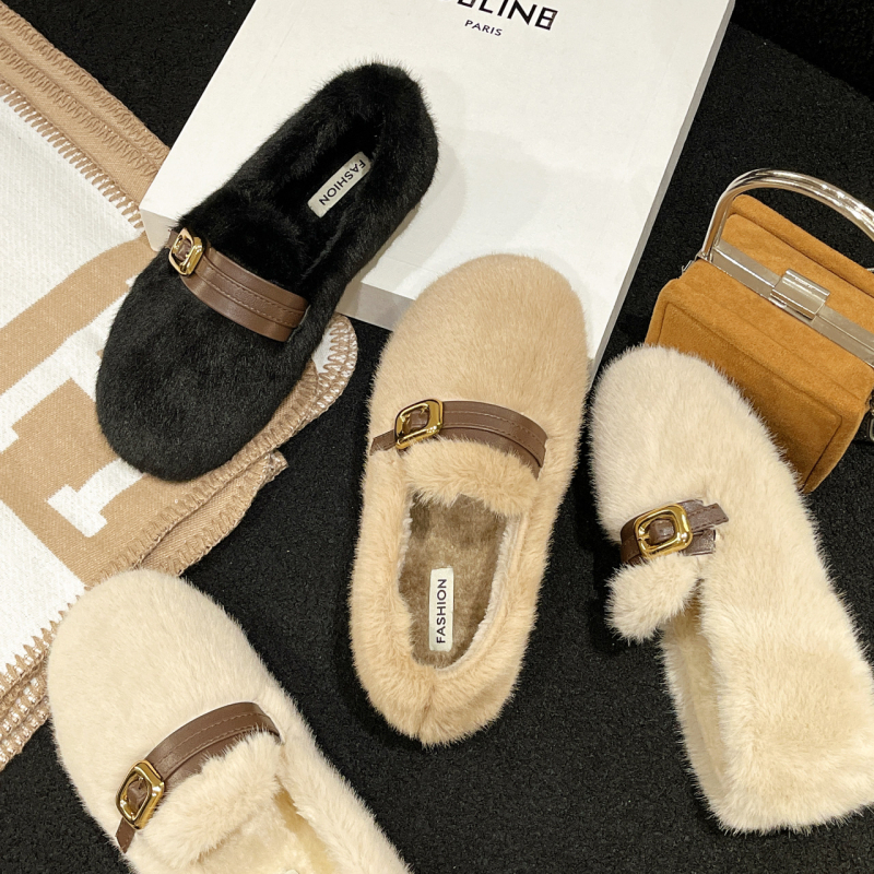 Dámske mokasíny z veluru s teplou výstelkou z umelej kožušinky, gumová podrážka, slip-on, nízky podpätok 1–3 cm