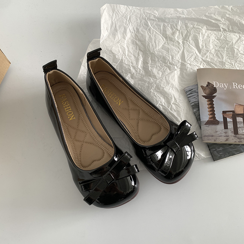 Dámske ploché topánky z PU s štvorcovou špičkou, nízkym opätkom do 3 cm, PU vložka, podrážka z kompozitu