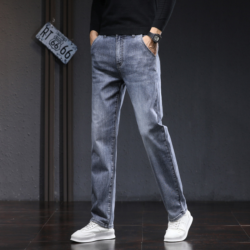 Muške traperice u veličini plus, ležernog ravnog kroja, srednji pojas, mikroelastični denim, proljeće 2025