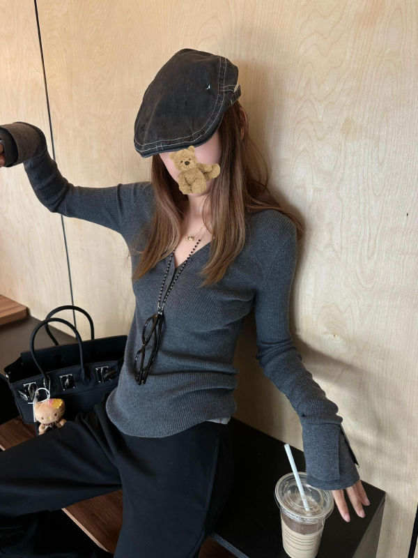 Vuneni pulover od vune, slim fit, V-izrez, dugi rukavi