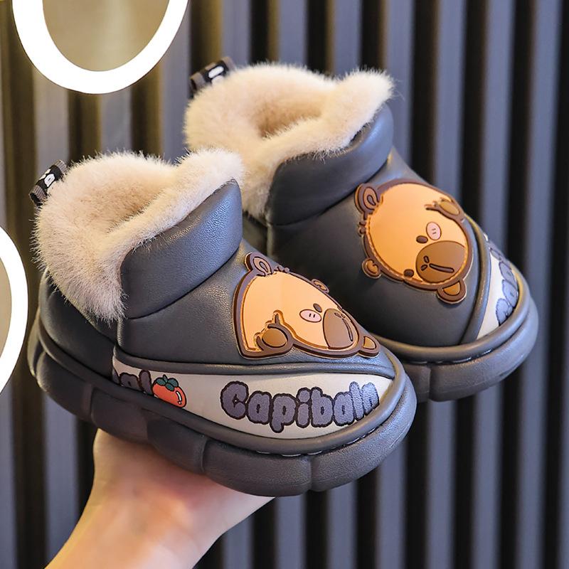 Detské papuče z fleecu s motívom kresleného seriálu, zateplené, nazúvacie slip-on, EVA podrážka, vek 1–12 rokov