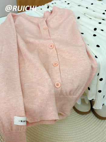 Cardigan tricotat din viscoză, mânecă lungă, guler rotund, primăvara 2025, stil urban