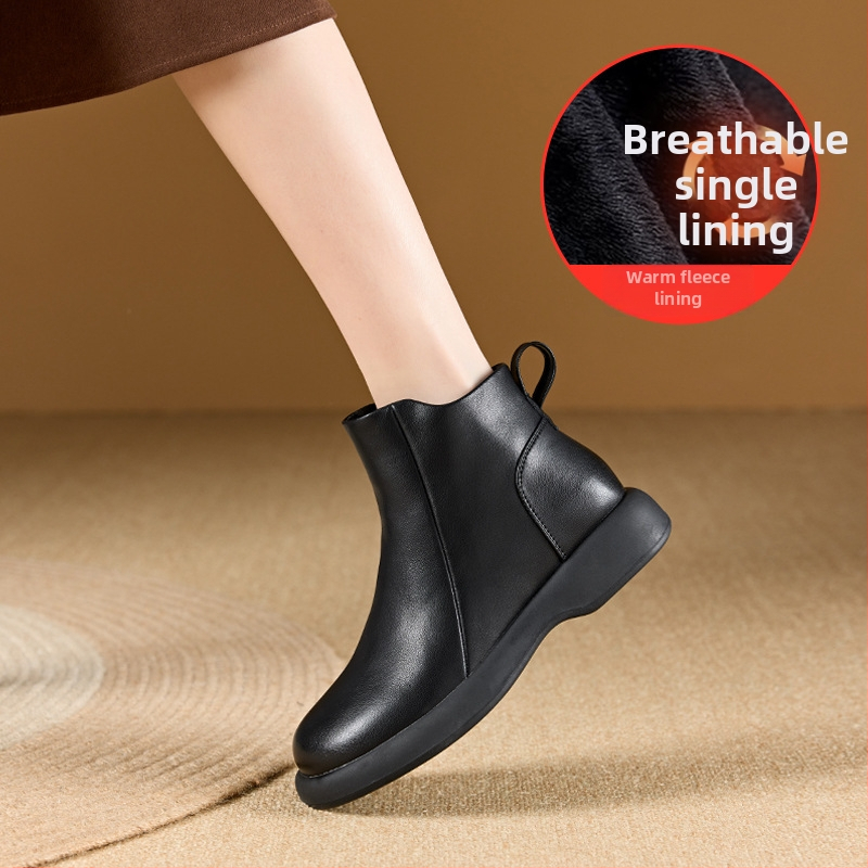 Dámske Martin topánky z dvojvrstvovej hovädzej kože, gumová podrážka, okrúhla špička, nízky holenný obvod, bočný zips