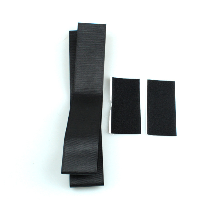 Curea pentru portbagajul mașinii, set din două piese pentru fixarea stingătorului, cu închidere Velcro (Brand: Neutral; Material: căptușeală; Utilizare: portbagaj auto; Set: două piese)