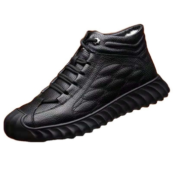 Mužské snehové čižmy: teplá vrchná časť z kože a kožušiny, gumová podrážka, šnurovanie vpredu