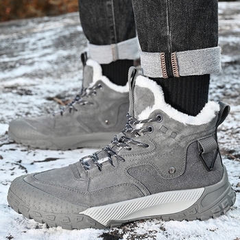 Pánske zimné čižmy Martin s fleecovou výstelkou, vrchná časť z velúru, gumová podrážka, slip-on