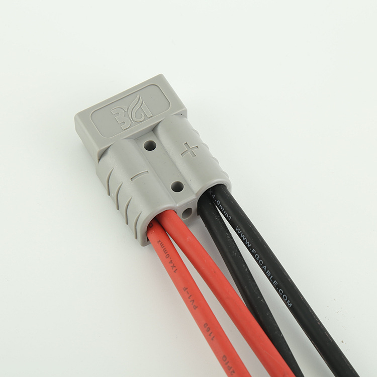 Priemyselný dvojramenný konektor nabíjania a kábel pre batériu, 2 póly, 5 m, izolácia z medi s povlakom, určené pre batériu, elektromobil, solárnu energiu