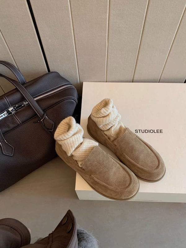 Γυναικεία παπούτσια από βελούδινο επάνω μέρος, εσωτερική επένδυση από τεχνητή γούνα, χωρίς κορδόνια, στρογγυλή μύτη, καουτσούκ σόλα